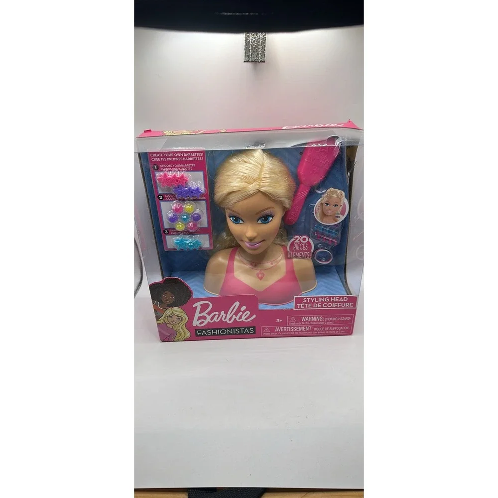 NEW Barbie Fashionistas Styling Head 20 Piece Hair Play Set Blonde Hair Pink